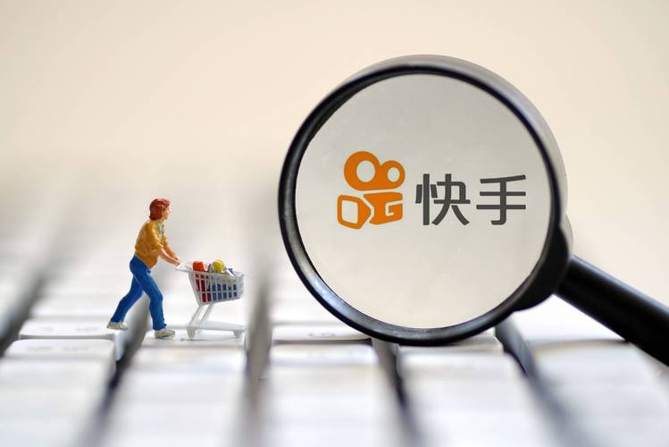 **标题:快手新势力:借助带刷网,轻松登顶热门,成为万众瞩目焦点!**